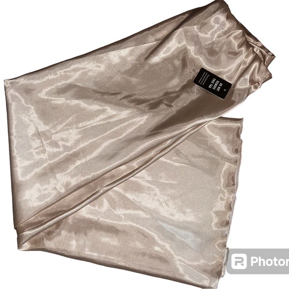 Women’s Gold Silk Slip on Skirt by Express in a size S